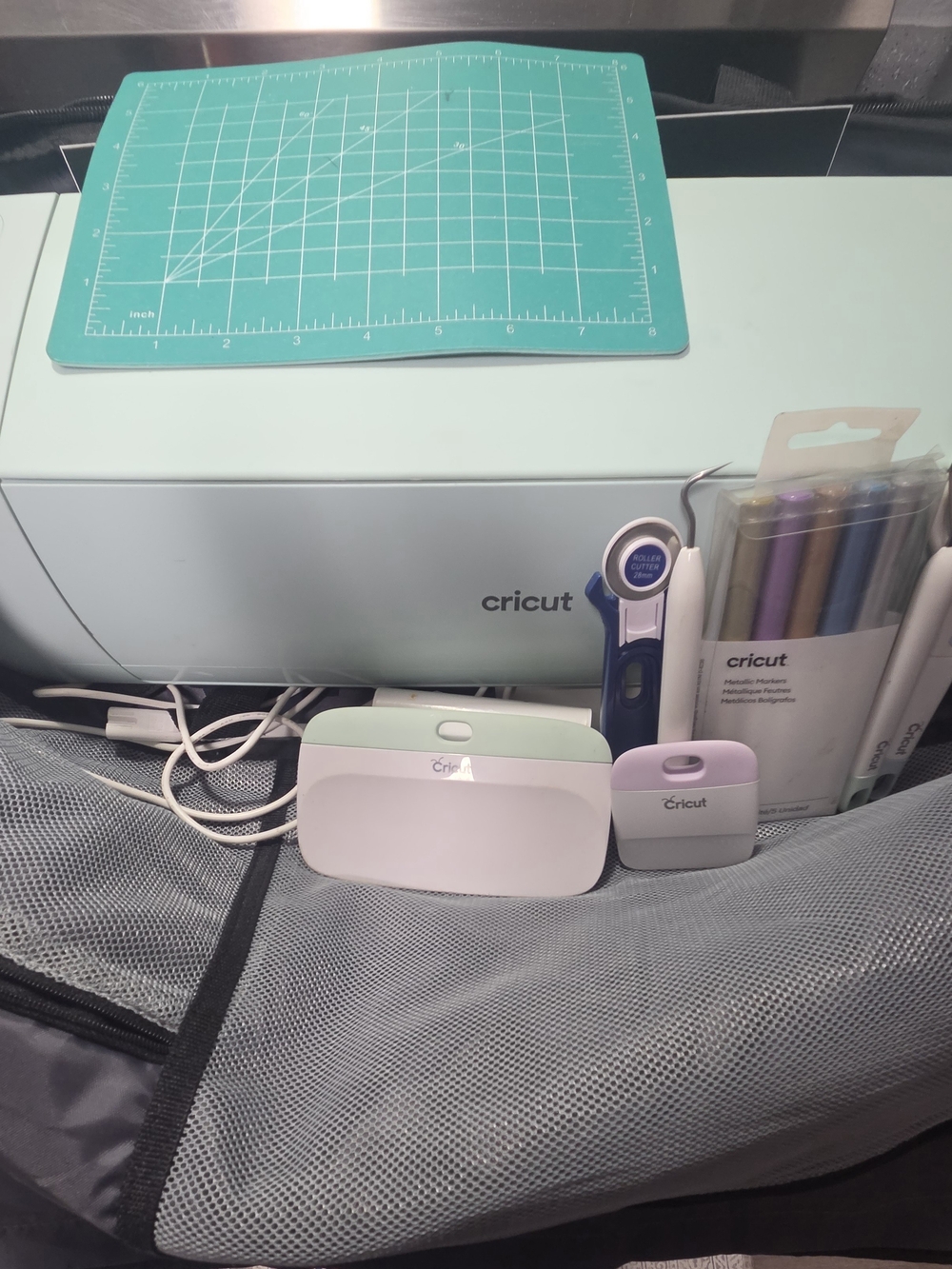 Cricut Mint & White Craft Machine Accessory Bundle